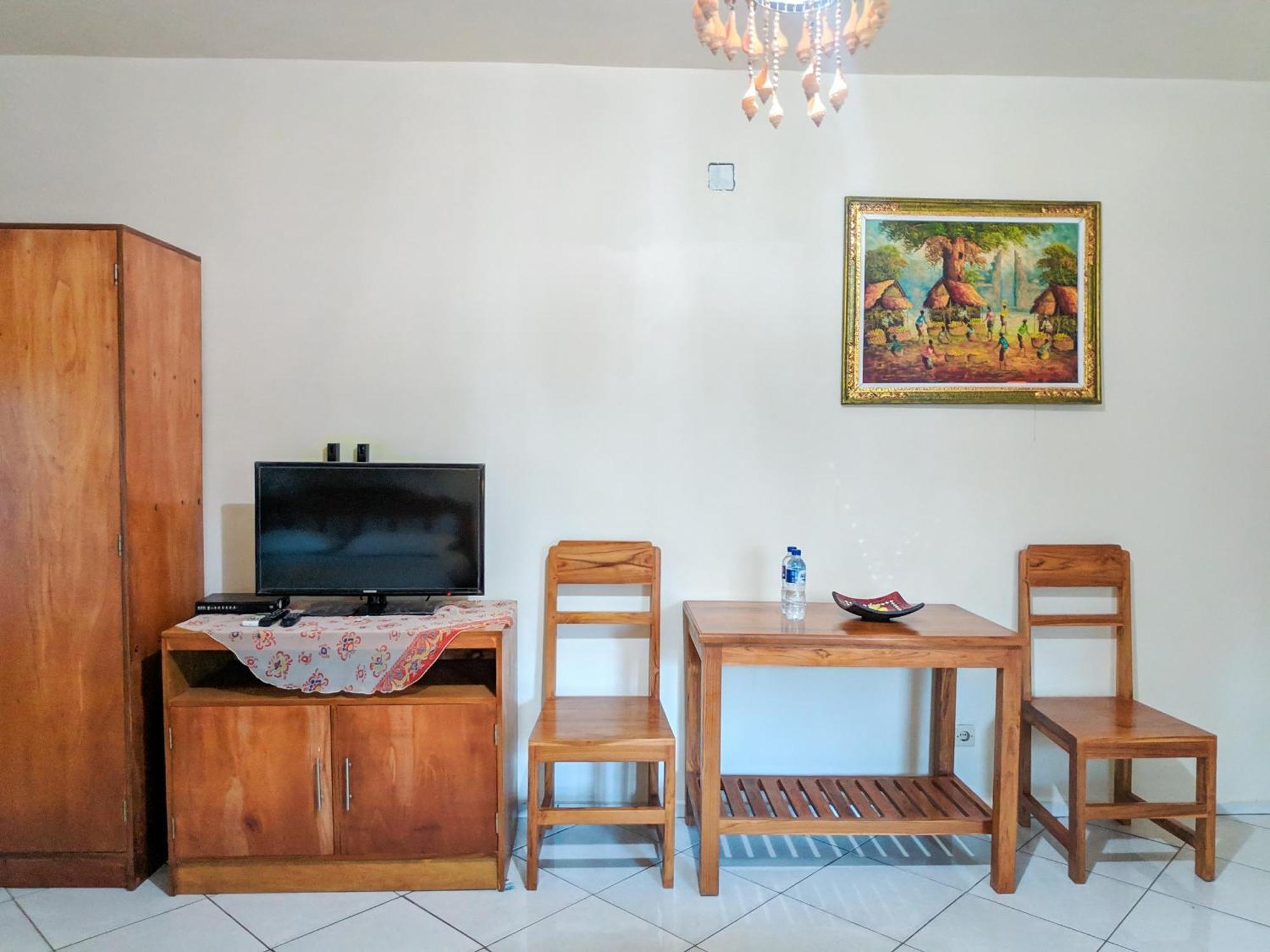 Hotel Deutsches-Eck Rikesti Lovina Exteriér fotografie
